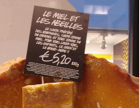 Et bien non, c'est du savon pour toute la famille ...